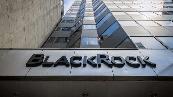 Read more about the article В биткоин-ETF от BlackRock вложили $329 млн в ходе падения цены BTC